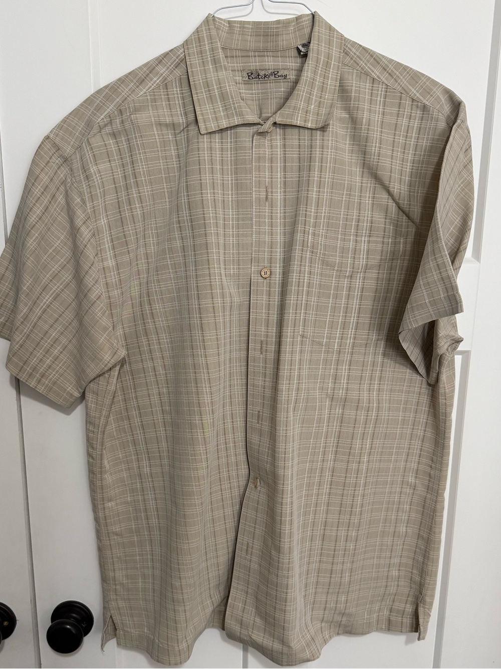Tan Plaid Short-Sleeve Button-Up Shirt